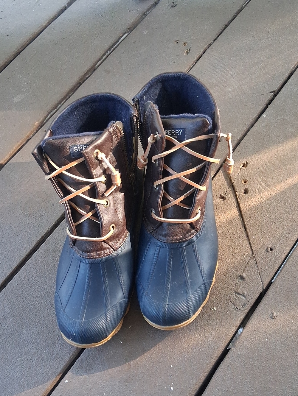 Sperry Women's Navy and Tan Waterproof Duck Boots